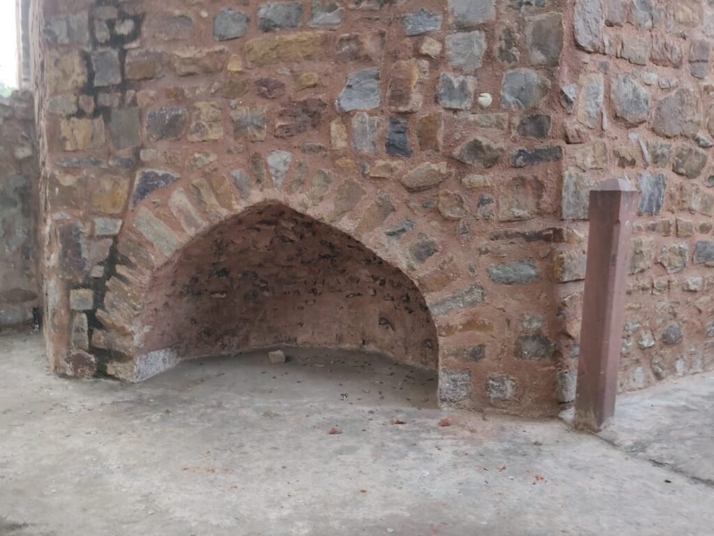 Arch at Khooni Darwaza