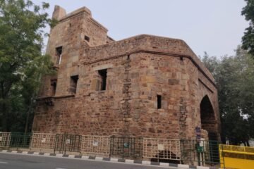 Khooni Darwaza